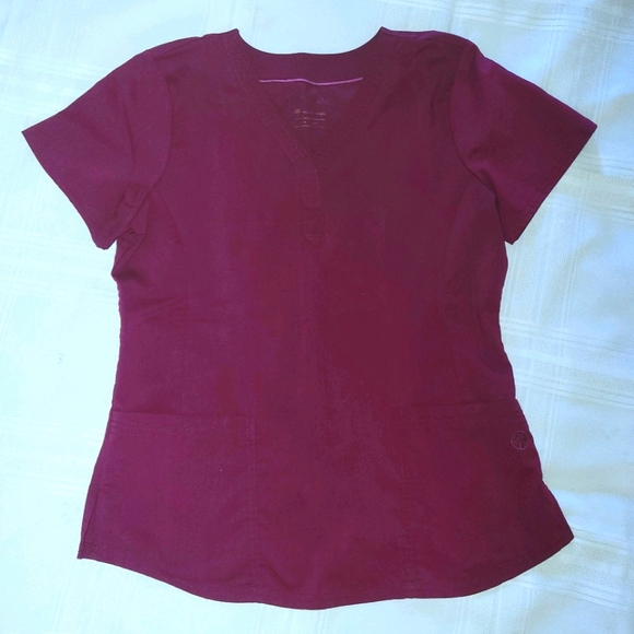 Healing Hands Scrub Set in Burgundy size Medium - Picture 2 of 5